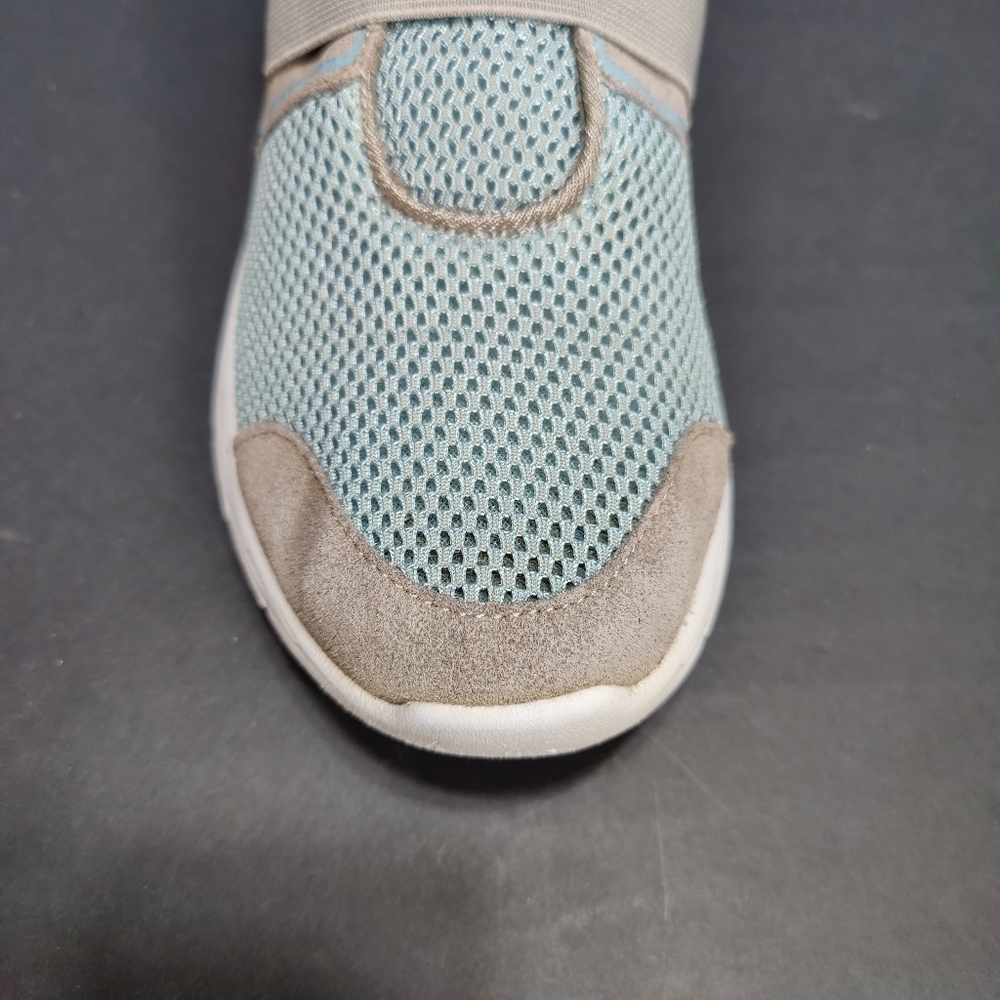 VIONIC Brisk Ema Gray Leather Blue Knit Adjustable Strap Sneaker Women's Size 9 - Picture 3 of 9